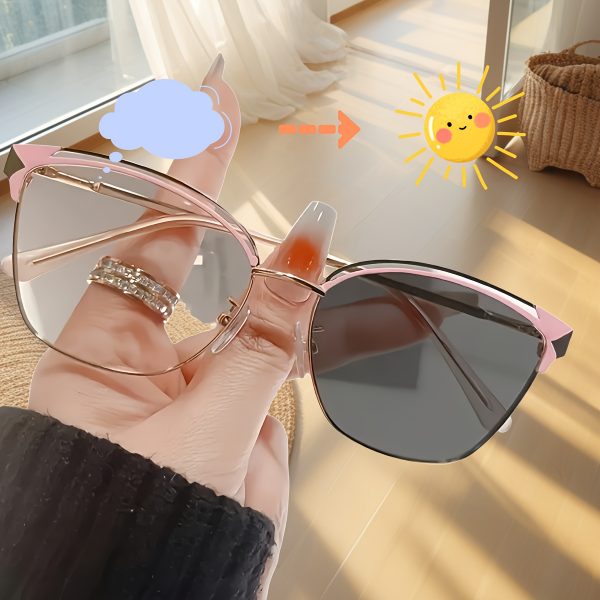 Women Photochromic Cat Eye Glasses